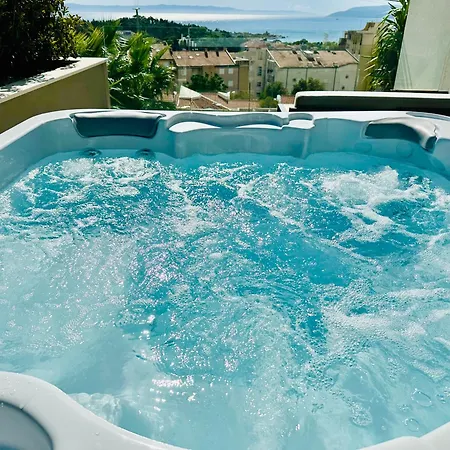 Apartmán Luxury Adria - Sea & Mountain View, Whirlpool And Free Parking