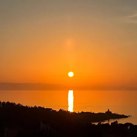 Luxury Adria - Sea & Mountain View, Whirlpool And Free Parking Apartman *