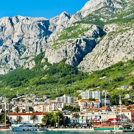 Luxury Adria - Sea & Mountain View, Whirlpool And Free Parking Makarská