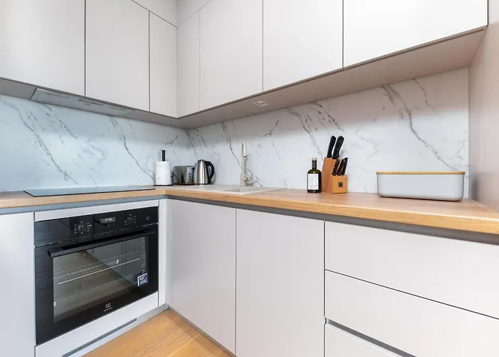 Luxury Adria - Sea & Mountain View, Whirlpool And Free Parking Apartman Makarska