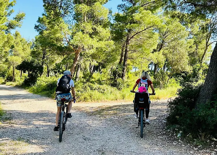 Luxury Adria - Sea & Mountain View, Whirlpool And Free Parking Makarska